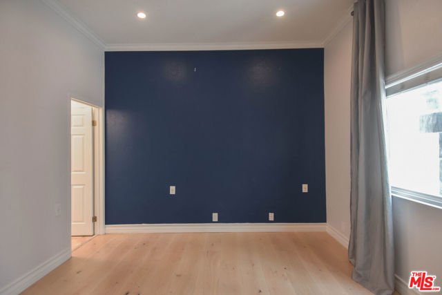 12530 Venice Boulevard, Los Angeles CA: https://media.crmls.org/mediaz/4cdfa452-a6f0-477e-b626-c71503b7f7cd.jpg