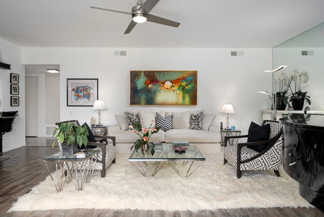 477 Desert Lakes Drive, Palm Springs CA: https://media.crmls.org/mediaz/4cdfacf2-8df7-41bf-9568-8f4e6f8e9db7.jpg
