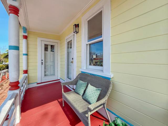 398 W San Fernando, San Jose CA: https://media.crmls.org/mediaz/4cdfe552-a837-427c-a396-47ebfaade4c8.jpg