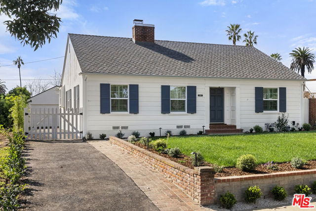 15328 De Pauw Street photo 1