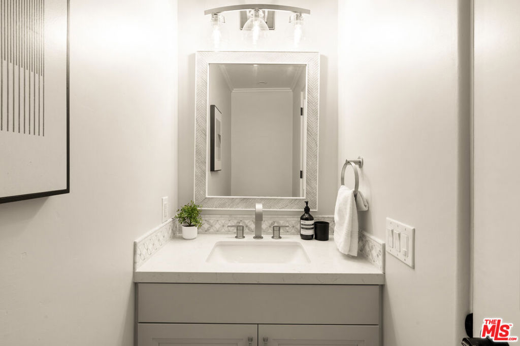 812 Cleveland Street - photo 7