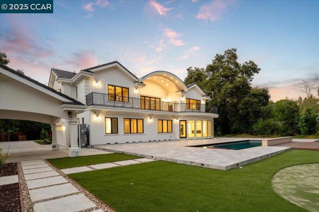 74 Middlefield Rd, Atherton CA: https://media.crmls.org/mediaz/4ce0f3de-e2a8-43af-8904-5493b1b809f5.jpg