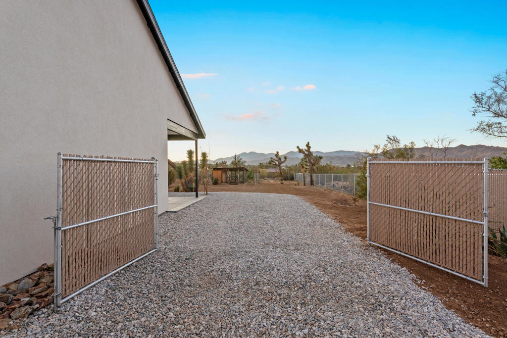 MLS #219138214DA image #23