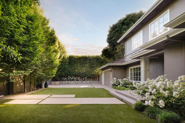 1661 University Avenue, Palo Alto CA: https://media.crmls.org/mediaz/4ce170a6-0163-48ad-8eb8-a28ff5206d62.jpg