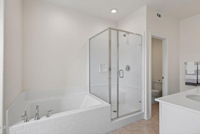 127 Klamath Street, Ventura CA: https://media.crmls.org/mediaz/4ce19cf7-4978-461d-aa12-41170710afc0.jpg