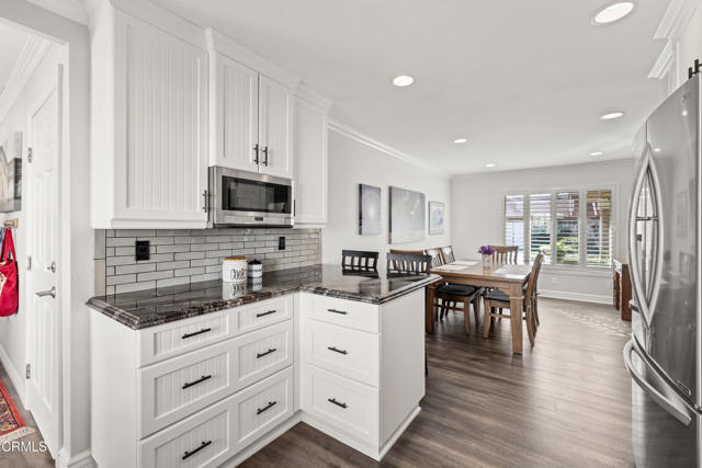 34124 Village 34, Camarillo CA: https://media.crmls.org/mediaz/4ce2519f-4e72-4e53-905a-227a1d2327e2.jpg