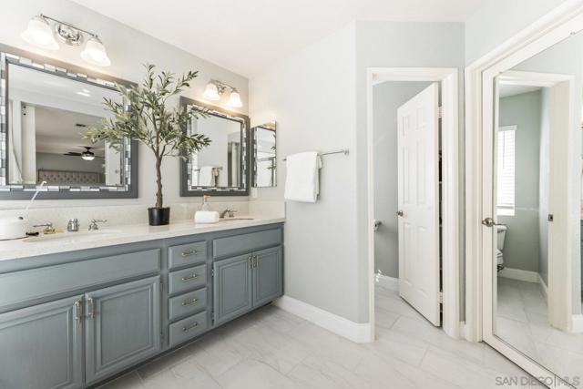 11225 Corte Isabelino, San Diego CA: https://media.crmls.org/mediaz/4ce40717-0339-4d50-b059-2a25a44a2e04.jpg