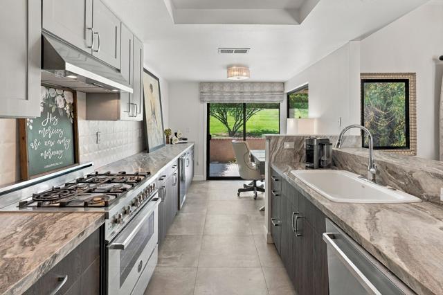 48633 Torrito Court, Palm Desert, CA 92260