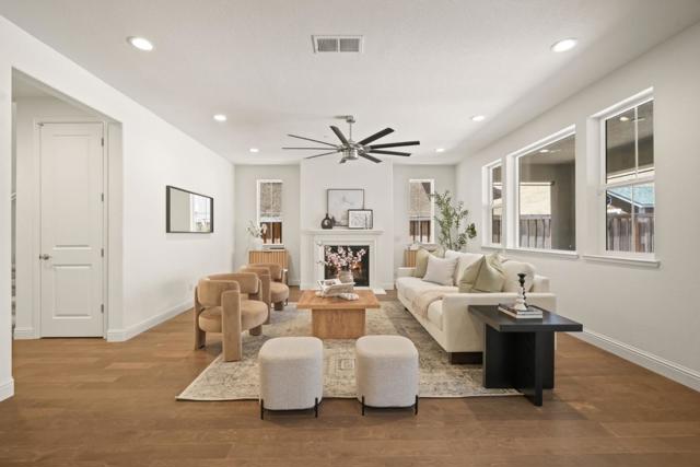 29732 Cantera Drive, Hayward CA: https://media.crmls.org/mediaz/4ce58186-f0f9-4c4c-9240-0e8a3283b119.jpg