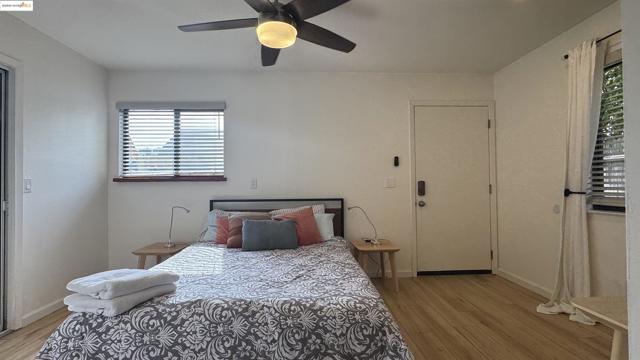 2526 Old Sonoma Rd, Napa CA: https://media.crmls.org/mediaz/4ce67ccb-2fd4-4920-9076-ea25a472b745.jpg