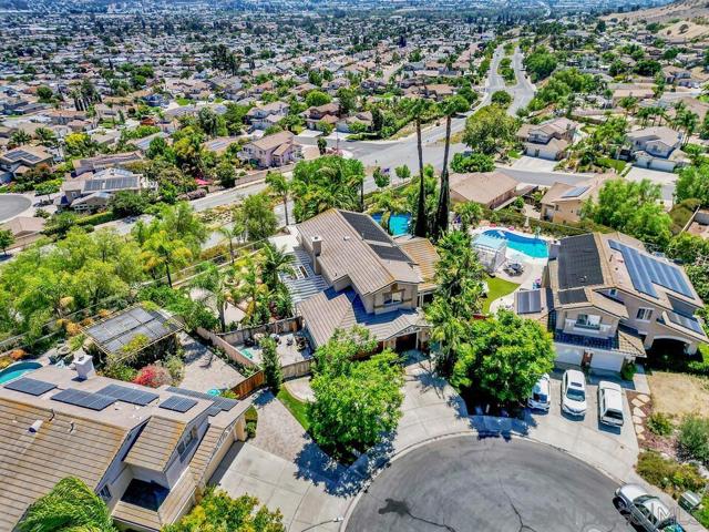 10496 Chaparral Dr, Santee CA: https://media.crmls.org/mediaz/4ce90d28-5fa8-4050-b2bc-bfeff01278f0.jpg