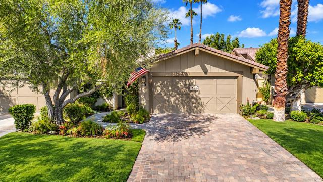 184 Ranch View Circle, Palm Desert, CA 92211