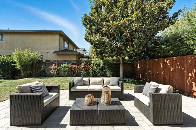 2130 Belmont Avenue, San Carlos CA: https://media.crmls.org/mediaz/4ce9ab09-d4e4-48b5-a272-a90e4fc0f1d0.jpg