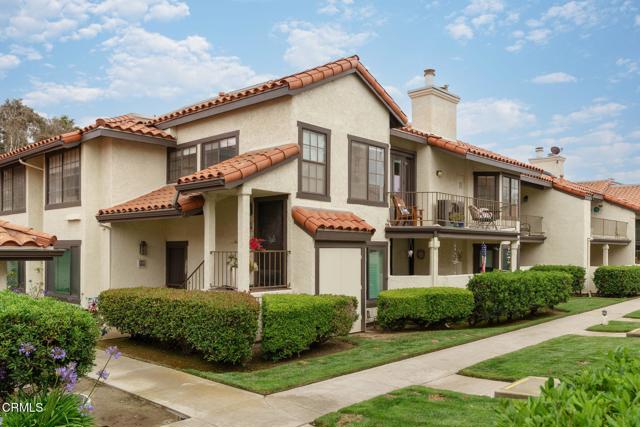 2206 Martinique Lane, Oxnard CA: https://media.crmls.org/mediaz/4ceb1ead-0602-4fe4-82a7-fa2eb423aec2.jpg