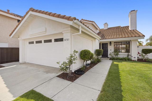 10785 Chinon Circle, San Diego CA: https://media.crmls.org/mediaz/4ceb2cd5-5e61-4f3c-83a5-e5f9ae483ea7.jpg