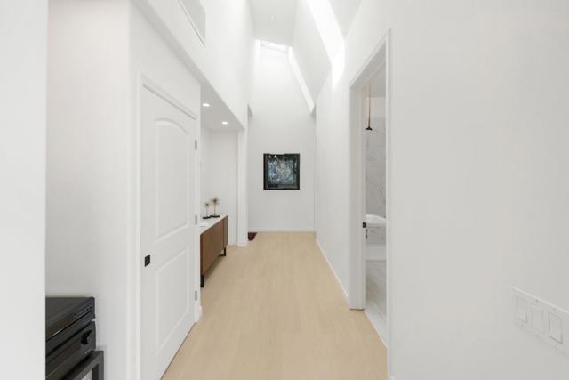 16460 Wood Acres Road, Los Gatos CA: https://media.crmls.org/mediaz/4cebaf14-1a7e-489e-bee2-49c792cfc2ce.jpg