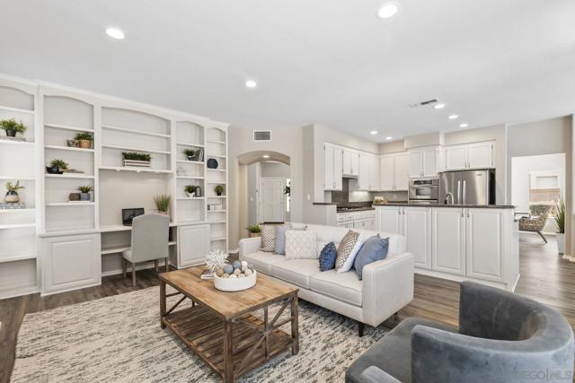 7878 Pipit Pl, San Diego CA: https://media.crmls.org/mediaz/4cebcafd-e58f-4f50-a25e-4fa8cf6212ce.jpg