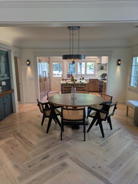 1403 N Orange Grove Avenue, West Hollywood CA: https://media.crmls.org/mediaz/4cec1526-2528-44e8-9cd6-97dad4a1d8df.jpg