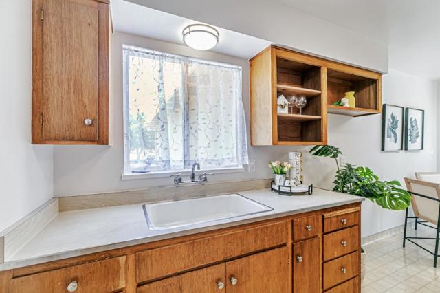 1334 Klamath Drive, San Jose CA: https://media.crmls.org/mediaz/4cec1971-28e7-4317-9d1b-1b7c35c26a35.jpg