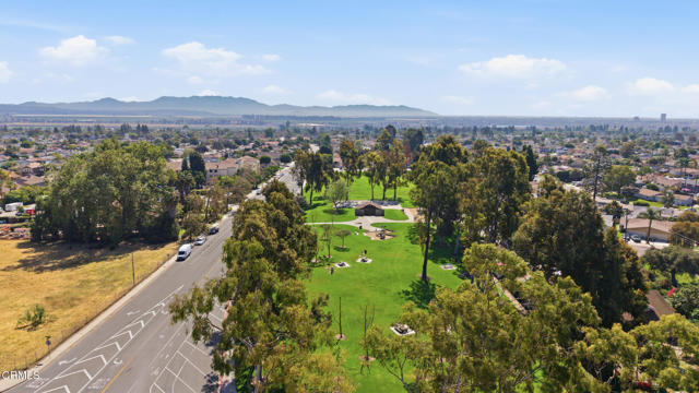 Image 46 of 58 For 9417 Petit Court