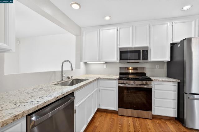 1758 Nandina Ct, Antioch CA: https://media.crmls.org/mediaz/4ceceb50-3ca4-4071-994b-86f6b39ebd61.jpg