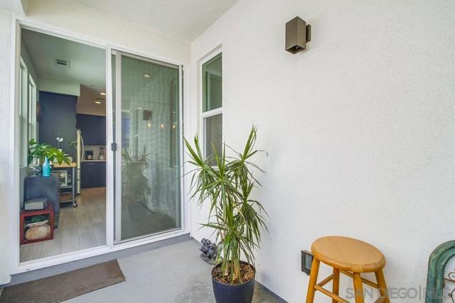 2092 Tango Loop, Chula Vista CA: https://media.crmls.org/mediaz/4ced6627-0919-47d1-8b11-7095ecdd64ac.jpg