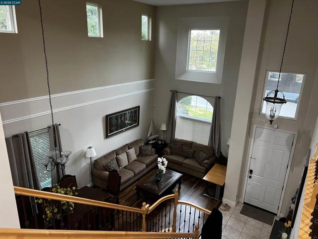 4045 Galenez Way, Antioch CA: https://media.crmls.org/mediaz/4cedcac1-e455-44d5-ae10-2e8b2d8cb091.jpg