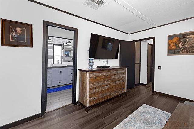 9100 Single Oak Dr, Lakeside CA: https://media.crmls.org/mediaz/4cefa70f-45c5-42b7-a876-4f17f21d350d.jpg