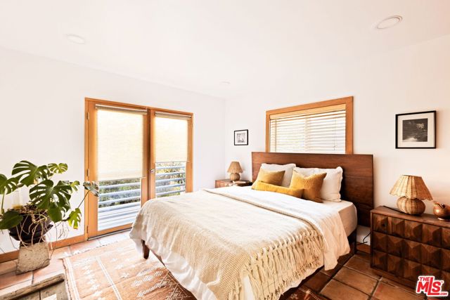 723 Terrace 49 photo 32