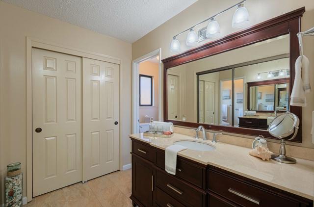 785 Ambrose Drive, Salinas CA: https://media.crmls.org/mediaz/4cf25f4a-794f-421d-9464-ea962b376e78.jpg