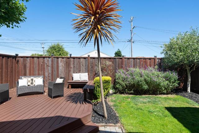 403 Santa Florita Avenue, Millbrae CA: https://media.crmls.org/mediaz/4cf2851e-7621-471a-9708-b58f52e3afce.jpg