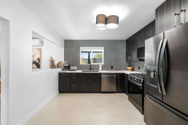 17319 Keith Street, Palm Springs CA: https://media.crmls.org/mediaz/4cf33bcf-9a98-4f8c-be56-bd7246159b87.jpg