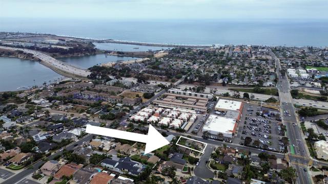 1113 Camino Del Sol Circle, Carlsbad CA: https://media.crmls.org/mediaz/4cf36d9f-cdbe-4813-98a0-9db8f2015e76.jpg