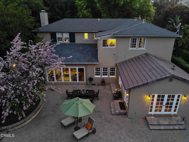 584 Rosemont Avenue, Pasadena CA: https://media.crmls.org/mediaz/4cf3c894-61be-472b-b385-4d78e99e89f0.jpg