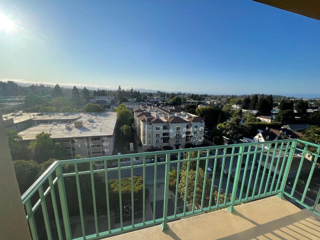 1 Baldwin Avenue #903