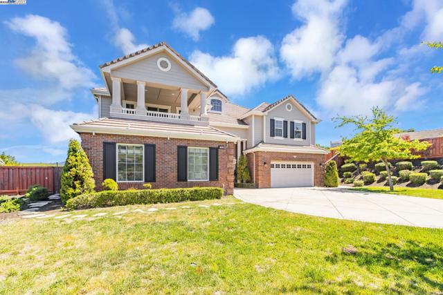 548 Wycombe Ct, San Ramon CA: https://media.crmls.org/mediaz/4cf57db8-e05e-49b5-ae3e-236fc566aceb.jpg