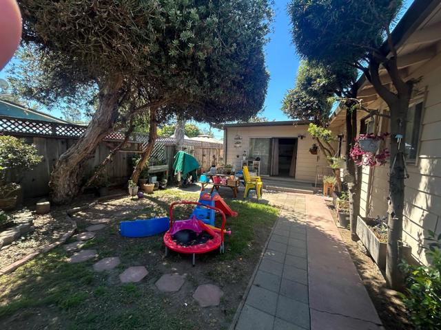 708 Hill Avenue, Watsonville CA: https://media.crmls.org/mediaz/4cf6a79a-d419-4efe-890a-99749b5413c7.jpg