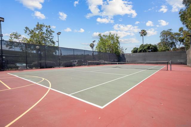 5910 Rancho Mission Rd, San Diego CA: https://media.crmls.org/mediaz/4cf85a2e-da30-4d05-a313-3e7a083564af.jpg