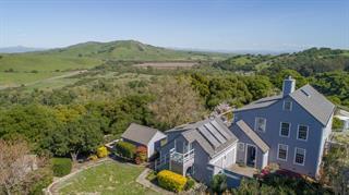 530 Payne Road, San Juan Bautista CA: https://media.crmls.org/mediaz/4cf85ca0-76cf-41e0-a6a0-43719046d7bf.jpg