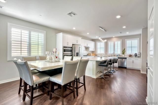 2056 Callisto Terrace, Chula Vista CA: https://media.crmls.org/mediaz/4cfa3613-7f22-4a0e-837d-3ee8c0e60dde.jpg