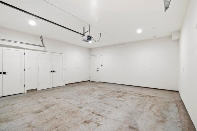 922 Woodside Road, Redwood City CA: https://media.crmls.org/mediaz/4cfb2150-ba5c-4d62-a6b3-ada75c124933.jpg