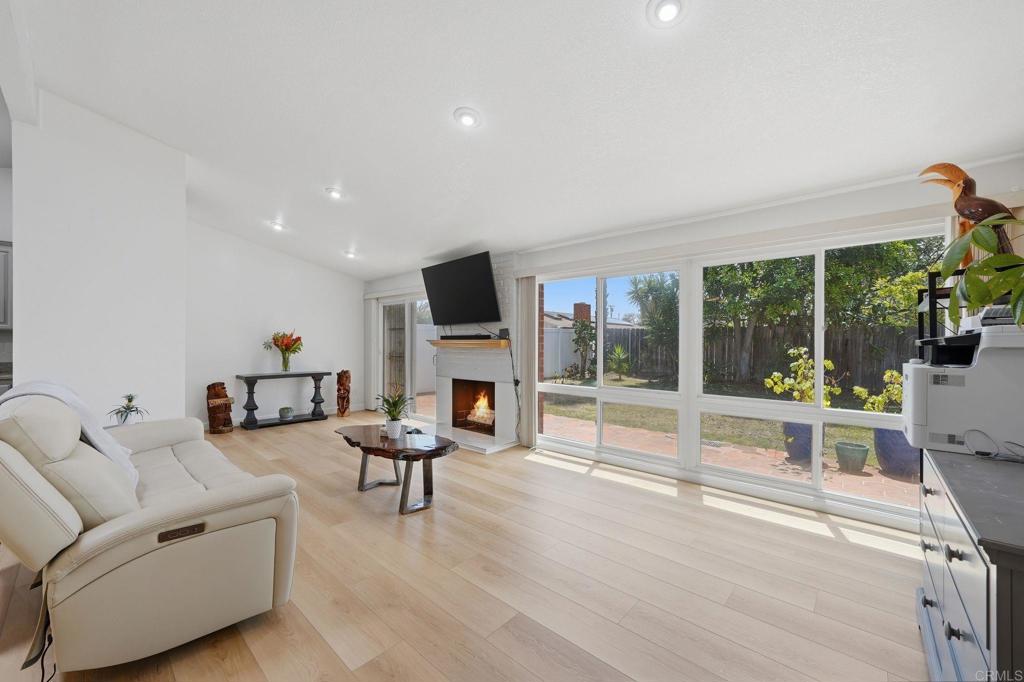 4613 Rainier Avenue - photo 4