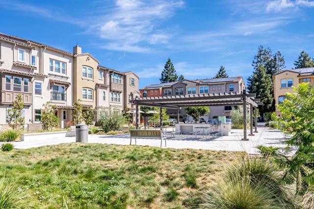 1225 Verano Road, Mountain View CA: https://media.crmls.org/mediaz/4cfbea17-9c4e-4f26-905f-0a7daaf69002.jpg