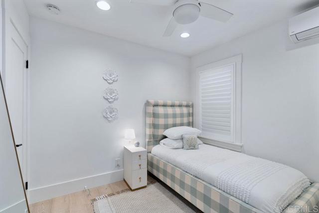 Detail Gallery Image 29 of 48 For 818 7th St, Coronado,  CA 92118 - 4 Beds | 2 Baths