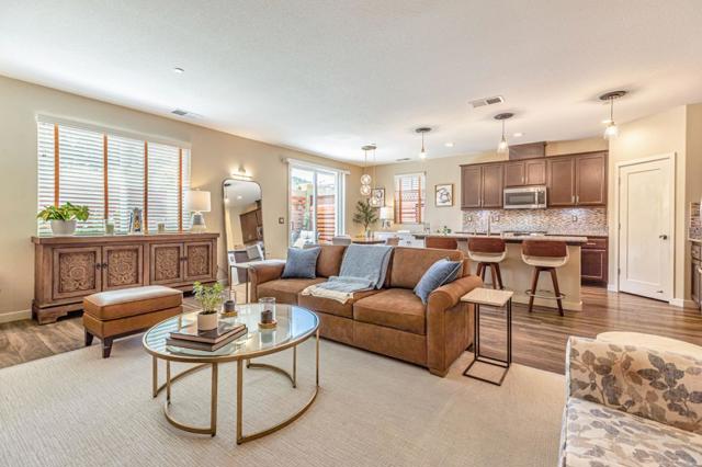 1300 Qualteri Way, Gilroy CA: https://media.crmls.org/mediaz/4cfd5279-6f4c-4d1a-832d-b38cfcca8193.jpg