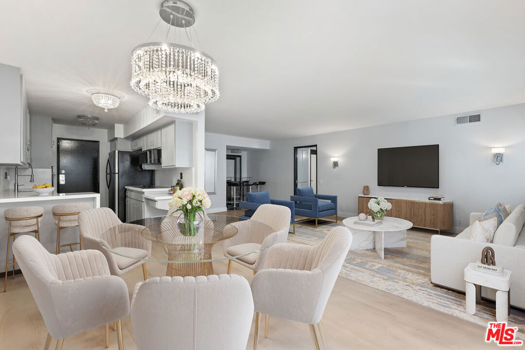 1121 N Olive Drive #209