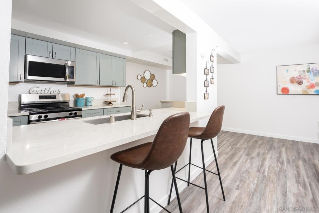1040 Washington Ave - photo 7