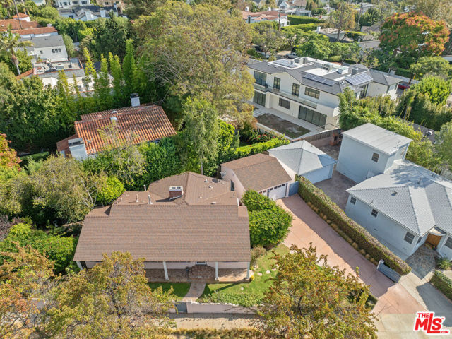 210 S Bundy Drive, Los Angeles CA: https://media.crmls.org/mediaz/4d0144aa-cb17-4c89-95e5-fbc38b847835.jpg