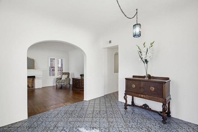 Detail Gallery Image 8 of 75 For 832 San Luis Rey, Coronado,  CA 92118 - 4 Beds | 3/1 Baths