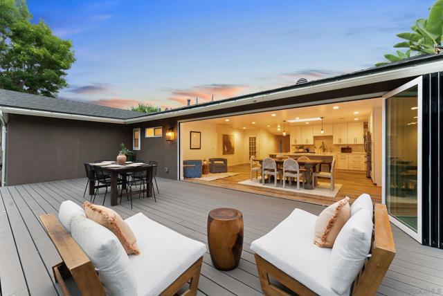 4840 Penrose Ct, San Diego CA: https://media.crmls.org/mediaz/4d051cc3-85b0-420b-9ffa-4892d87012bb.jpg